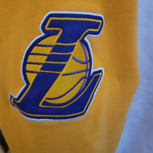 Used in Good Condition As is LAKERS STITCHED ORIGINAL HOODIE 3XL - Picture 8 of 16